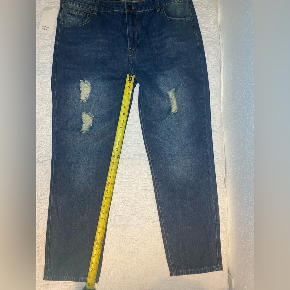 Jeans mens distressed‎ 38 inch waist NWT